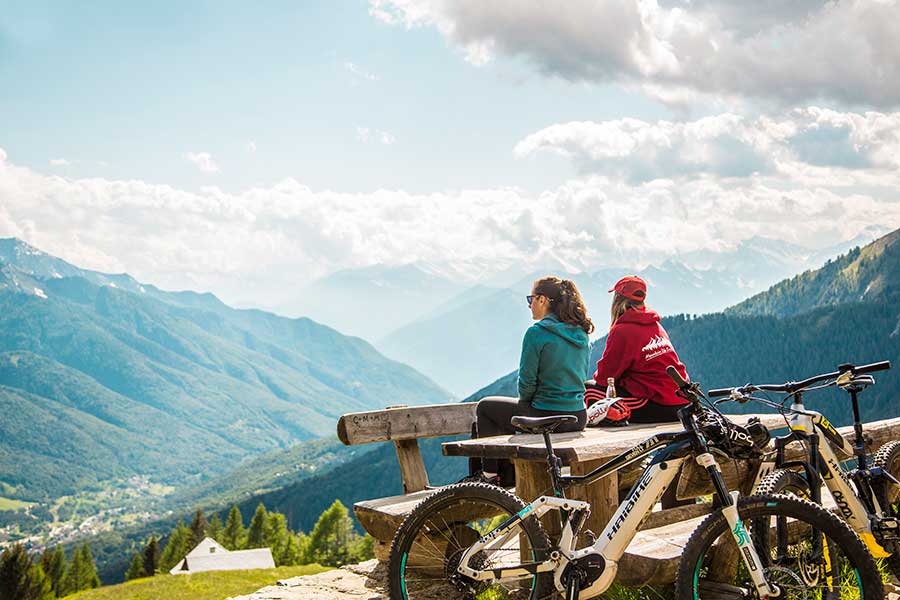 I migliori panorami della Piana di Vigezzo in E-Bike